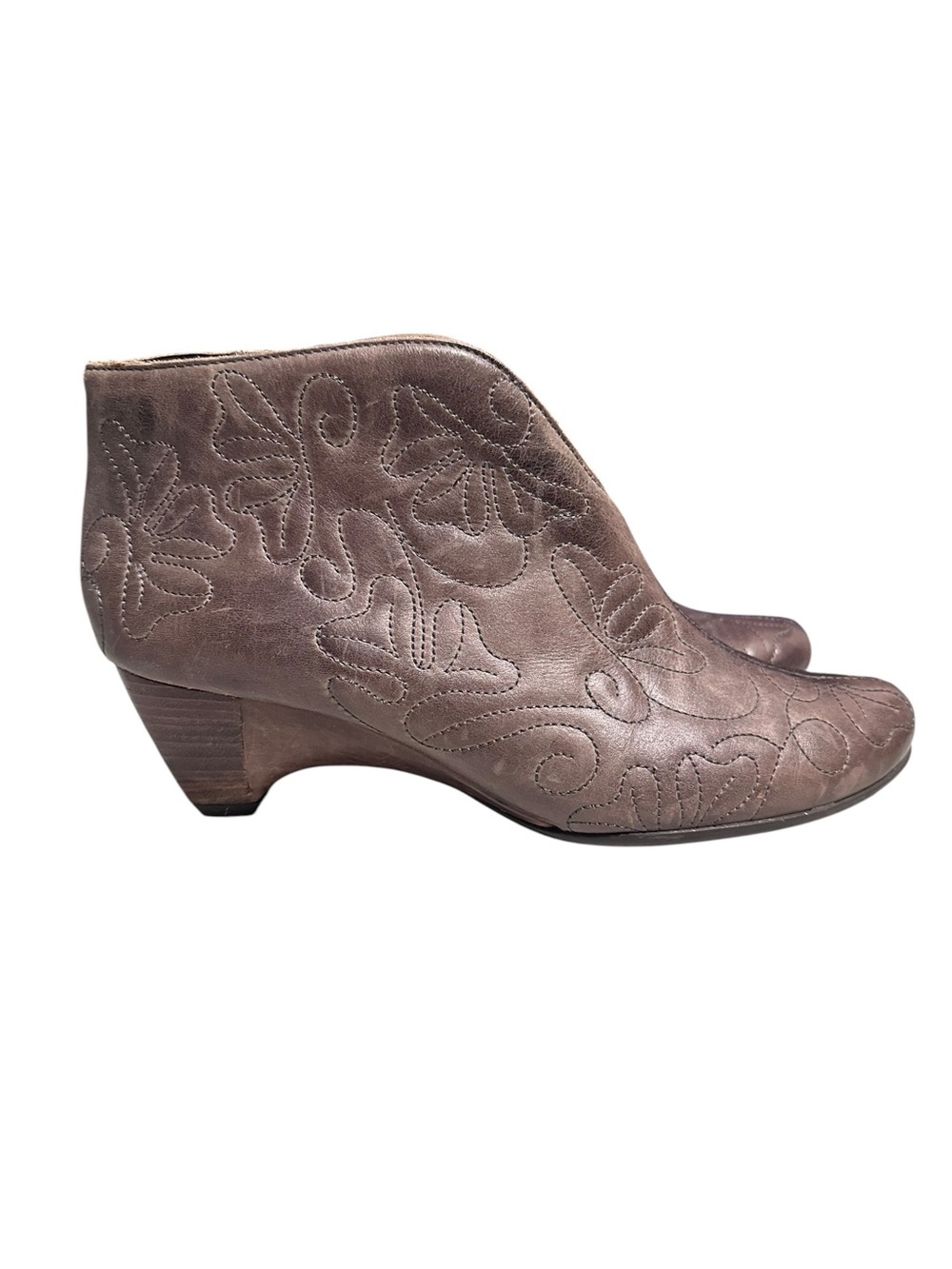 Pikolinos Ginebra Embroidered Leather Ankle Booties